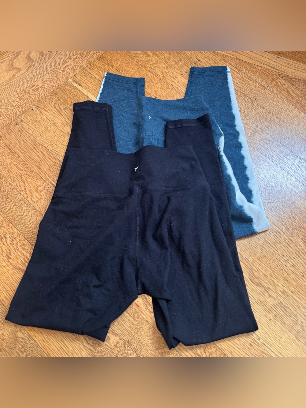 Old Navy Blue Tie-Dye and Black Women’s Sz Small Leggings Set - Like New! - Picture 4 of 6